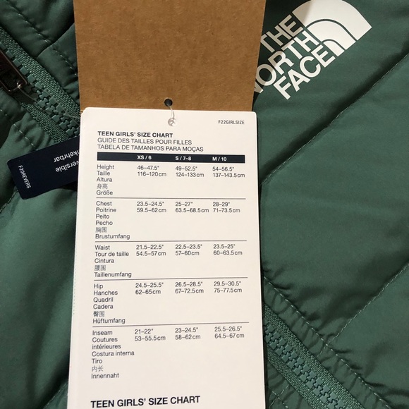 The North Face Girls' Reversible North Down Hooded Jacket - Picture 13 of 13